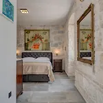 Apartment Grand Promenade - Tale Of The Sea
