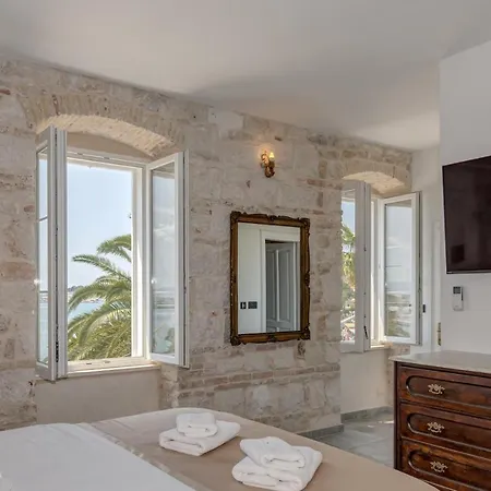 Grand Promenade - Tale Of The Sea *